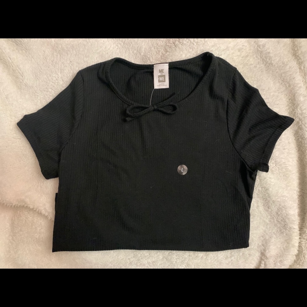Brand new! Black stretchy crop top